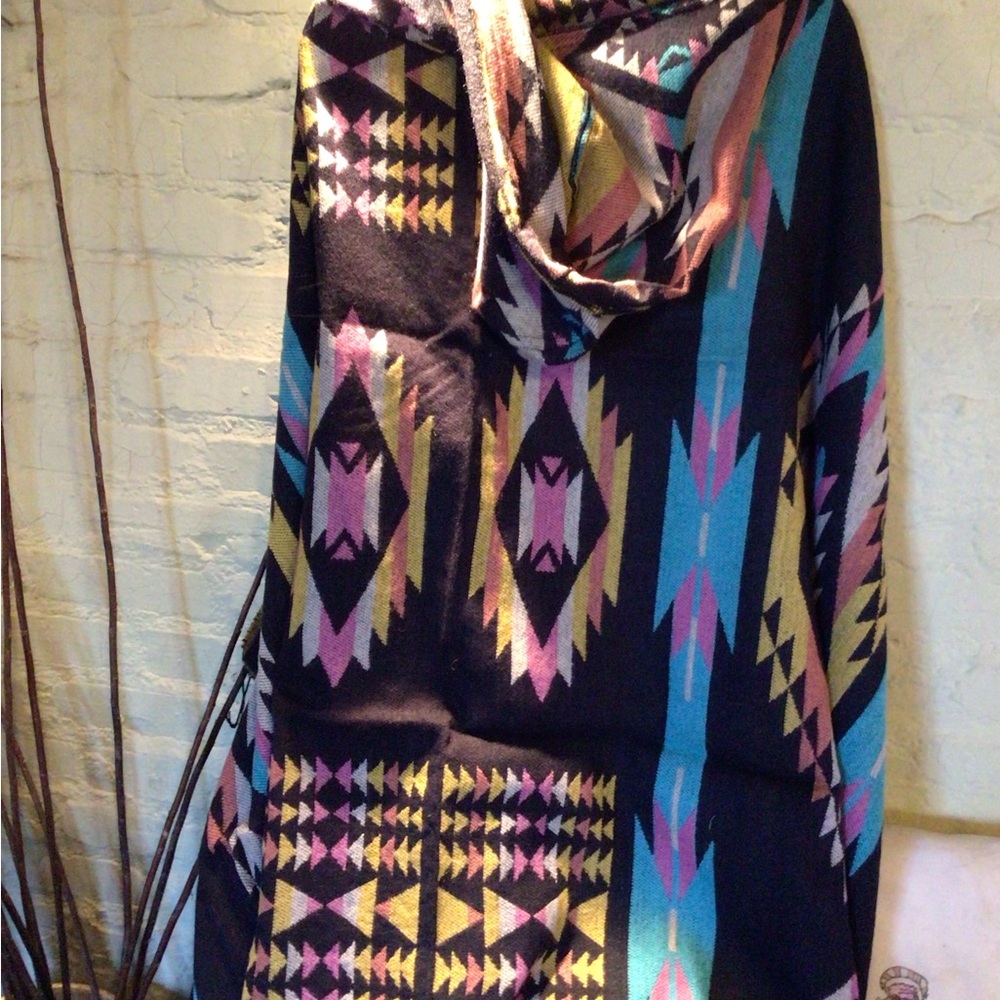 Geometric Patterned Multicolor Sweater - image 4